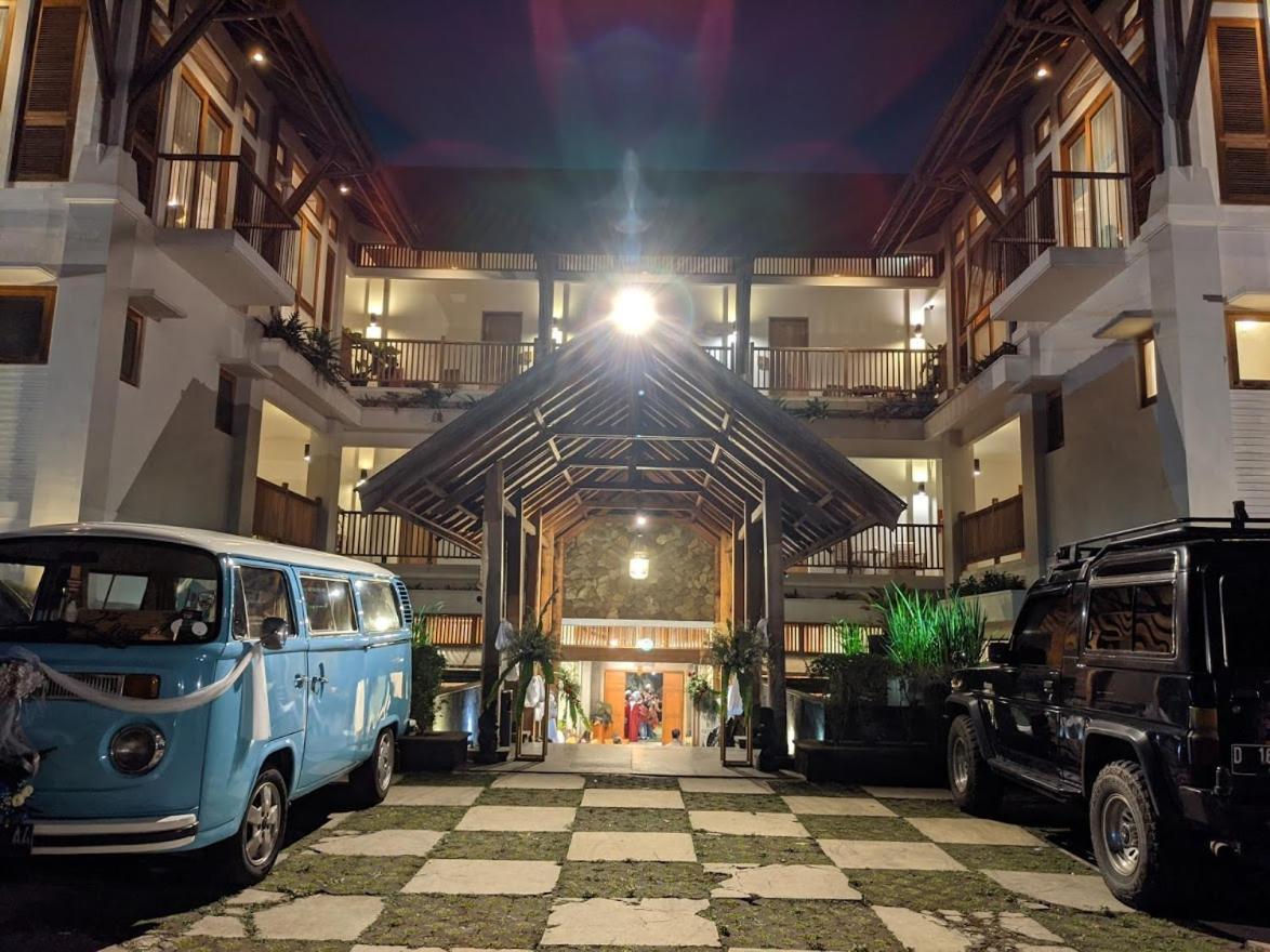 Villa Damar Boutique Hotel Bandung Ngoại thất bức ảnh