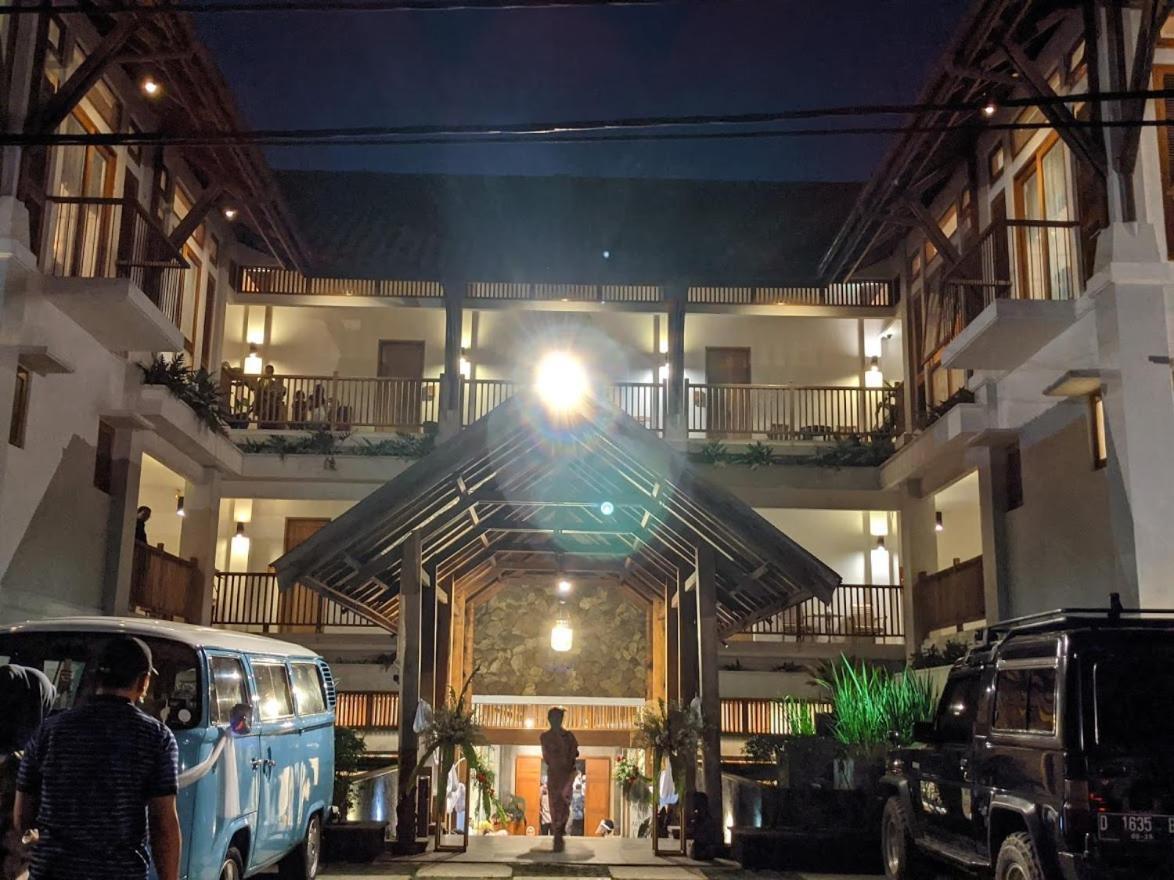 Villa Damar Boutique Hotel Bandung Ngoại thất bức ảnh