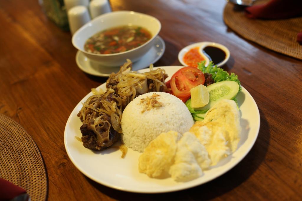 Villa Damar Boutique Hotel Bandung Ngoại thất bức ảnh